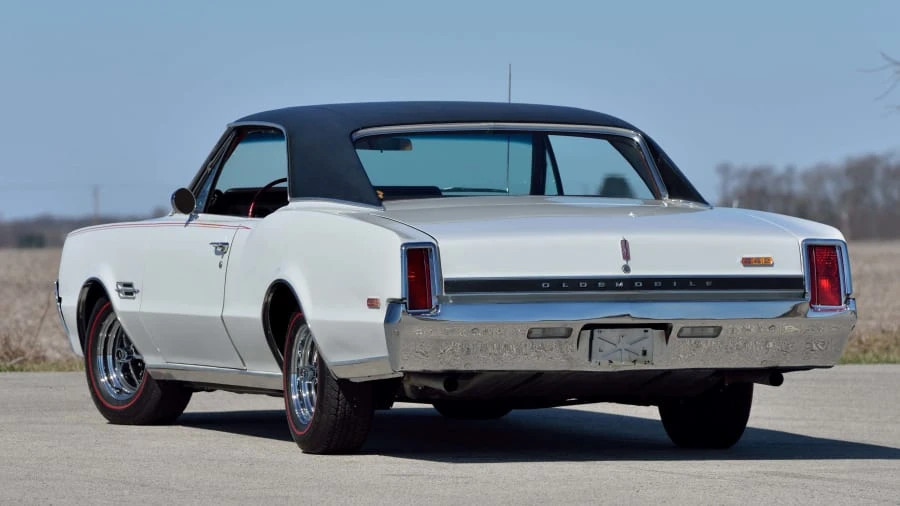 1966 Oldsmobile 442 1st Gen - Image 13 of 29