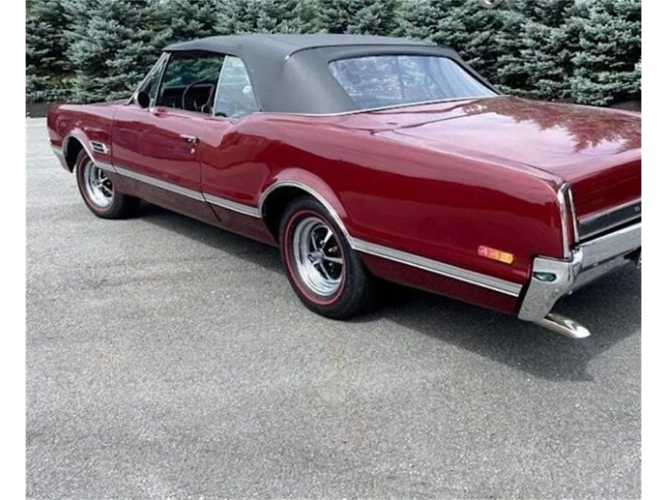 1966 Oldsmobile Cutlass 2nd Gen - Image 2 of 20