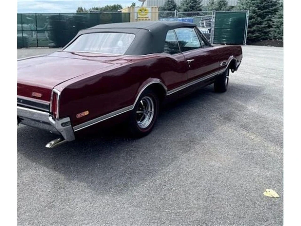 1966 Oldsmobile Cutlass 2nd Gen - Image 7 of 20