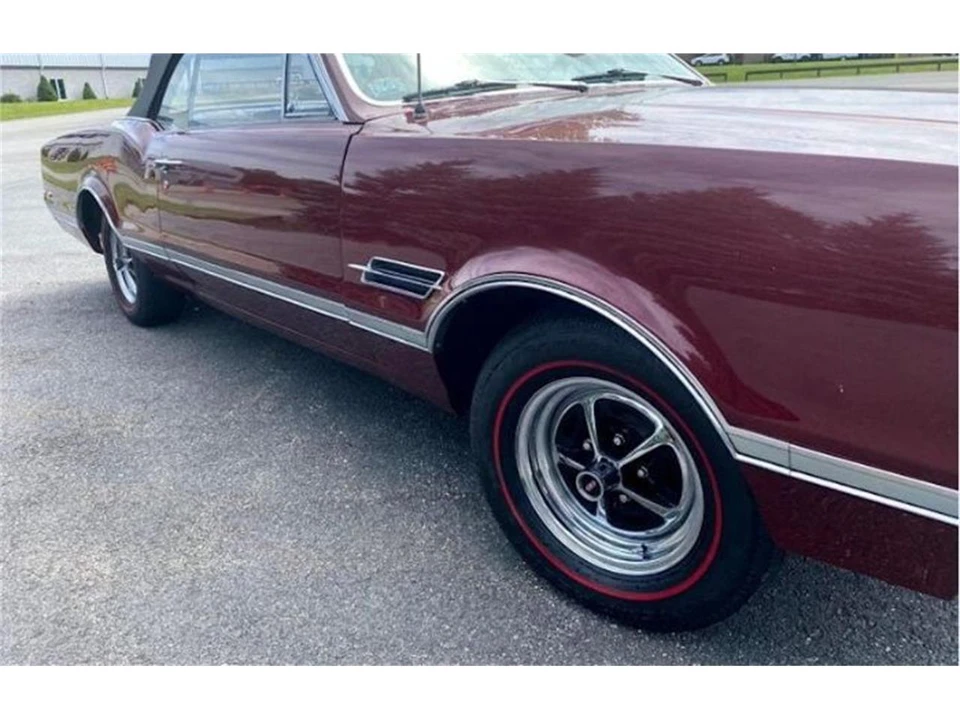 1966 Oldsmobile Cutlass 2nd Gen - Image 12 of 20