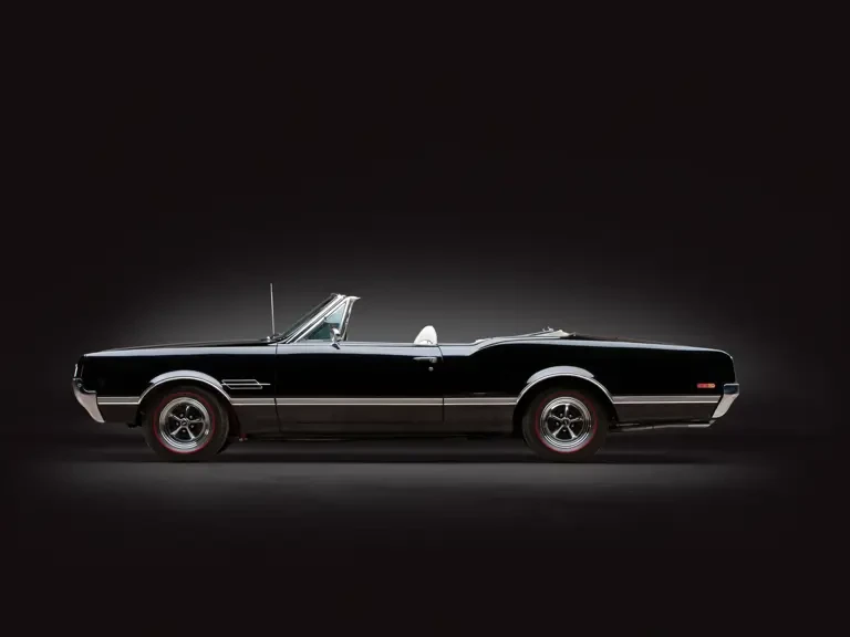 1966 Oldsmobile Cutlass 2nd Gen - Image 6 of 10