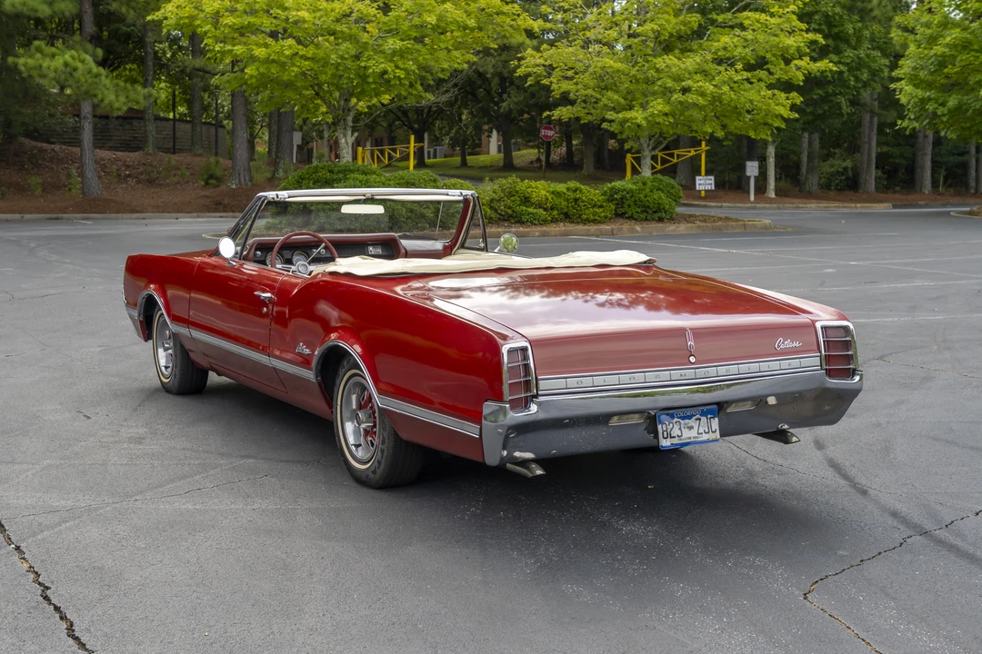 1966 Oldsmobile Cutlass 2nd Gen - Image 8 of 31