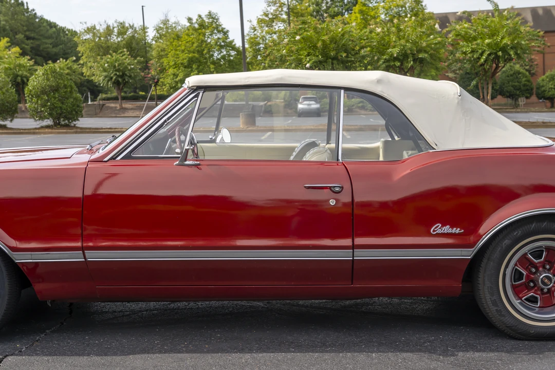 1966 Oldsmobile Cutlass 2nd Gen - Image 29 of 31