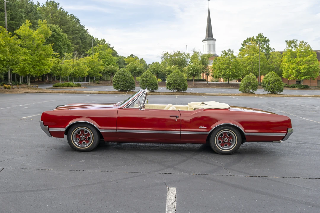 1966 Oldsmobile Cutlass 2nd Gen - Image 7 of 31