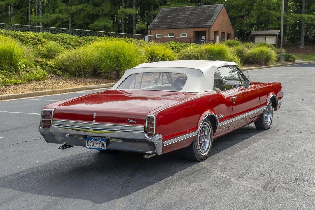 1966 Oldsmobile Cutlass 2nd Gen - Image 13 of 31
