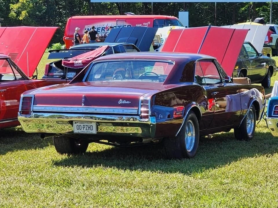 1966 Oldsmobile Cutlass 2nd Gen - Image 4 of 6