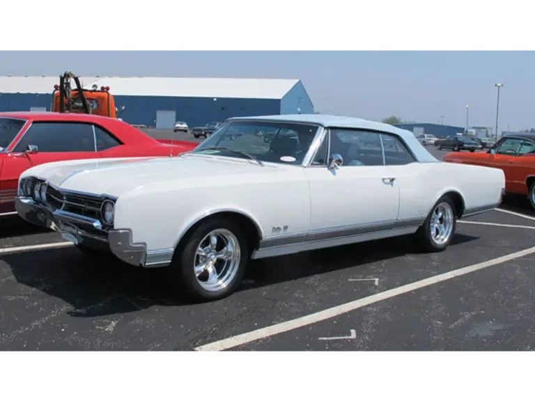 1966 Oldsmobile 88 - Image 2 of 2