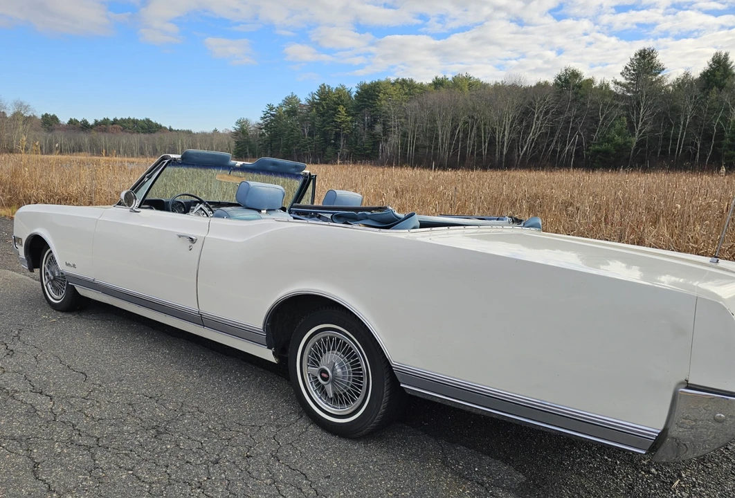 1966 Oldsmobile 88 - Image 3 of 21