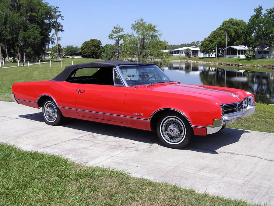 1966 Oldsmobile 88 - Image 5 of 5