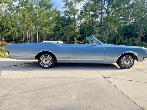 1966 Oldsmobile Delta 88 Convertible