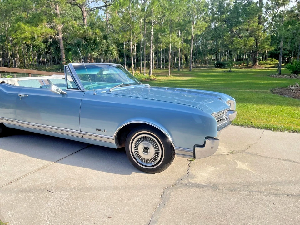1966 Oldsmobile 88 - Image 6 of 31