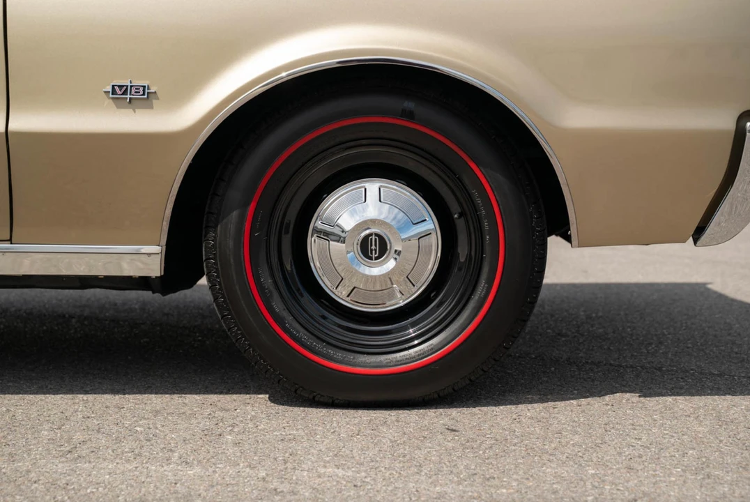 1966 Oldsmobile F-85 & Jetfire - Image 25 of 31