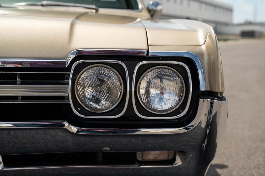 1966 Oldsmobile F-85 & Jetfire - Image 11 of 31