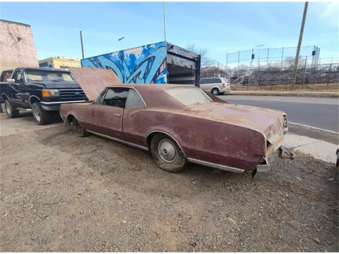 1966 Oldsmobile F85