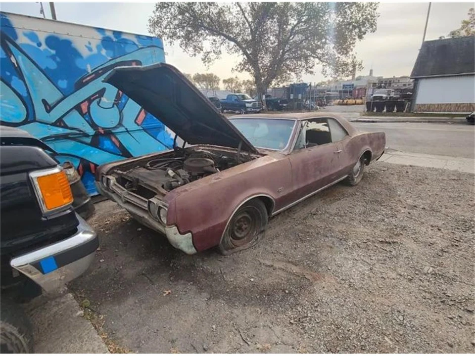 1966 Oldsmobile Cutlass 2nd Gen - Image 8 of 23