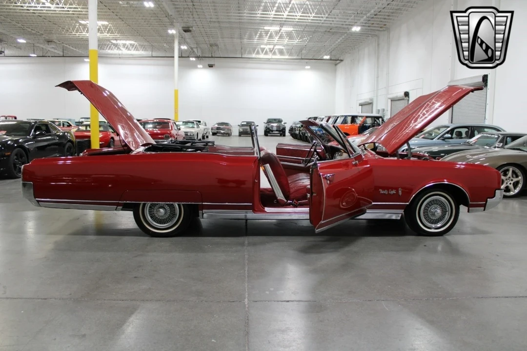 1966 Oldsmobile 98 - Image 11 of 12