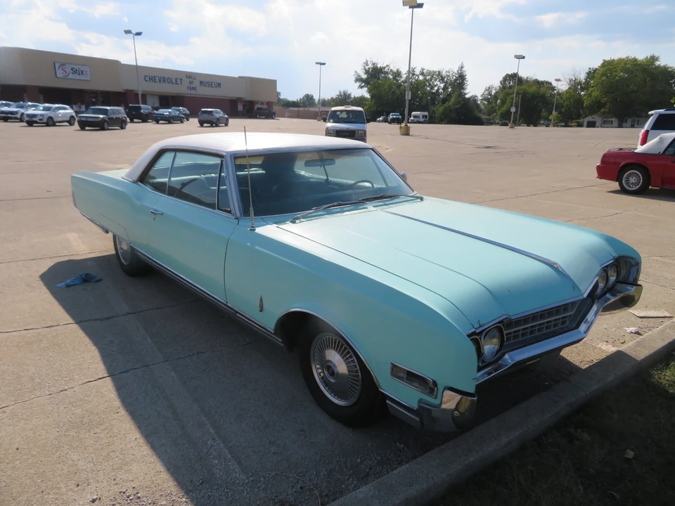 1966 Oldsmobile 98 - Image 3 of 20