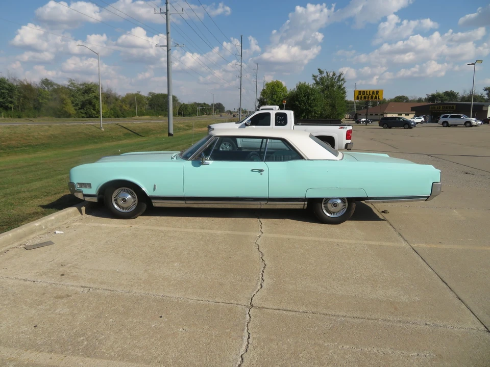 1966 Oldsmobile 98 - Image 2 of 20