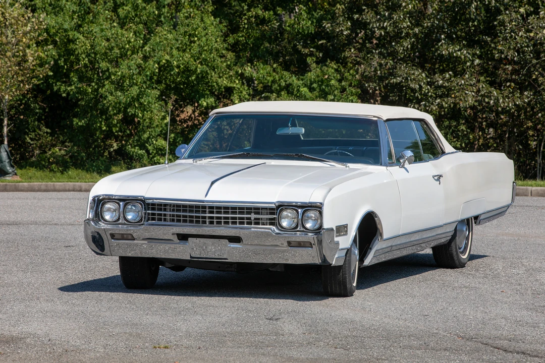 1966 Oldsmobile 98 - Image 13 of 31