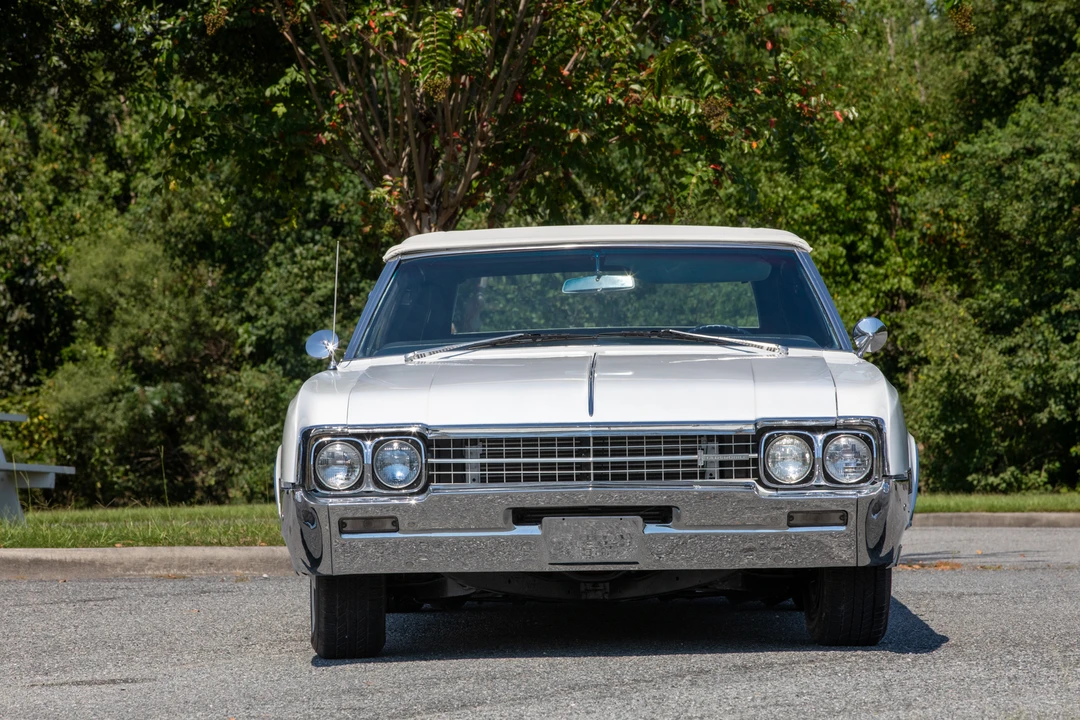 1966 Oldsmobile 98 - Image 14 of 31