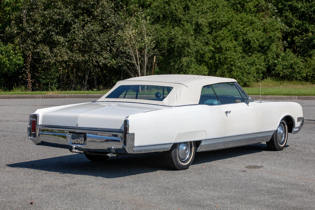 1966 Oldsmobile 98 - Image 16 of 31