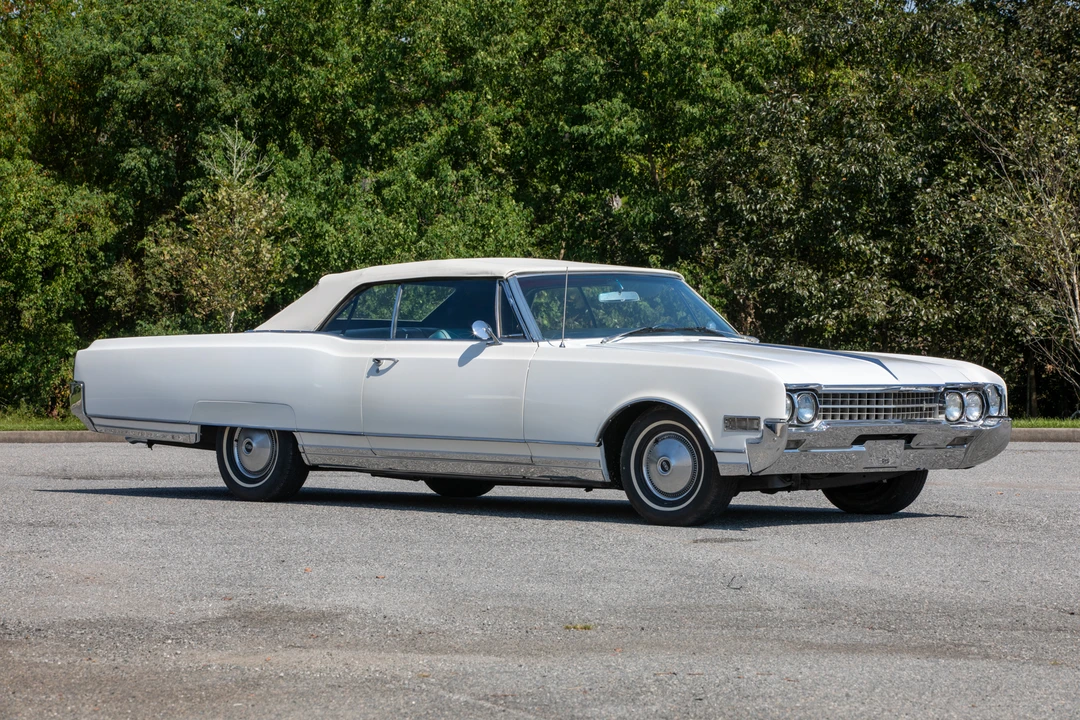 1966 Oldsmobile 98 - Image 17 of 31