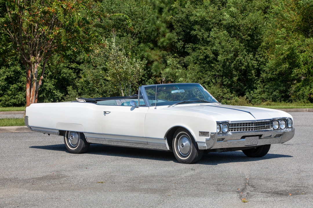 1966 Oldsmobile 98 - Image 2 of 31