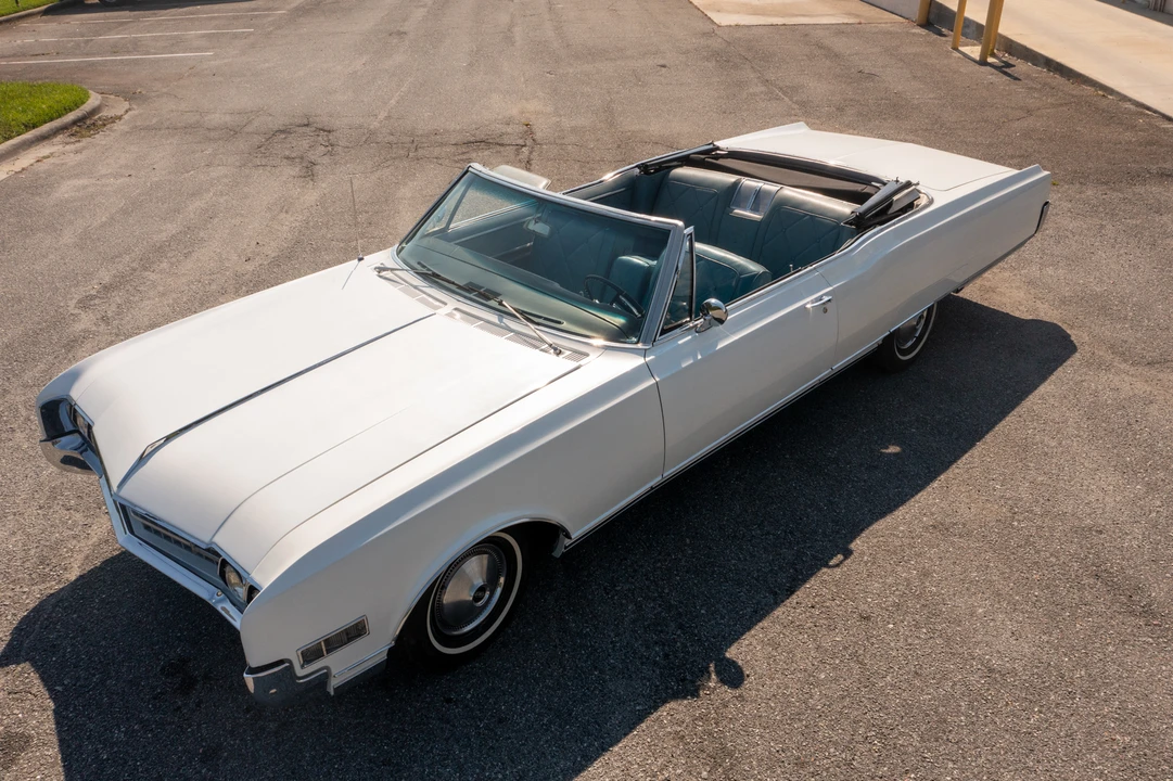 1966 Oldsmobile 98 - Image 23 of 31