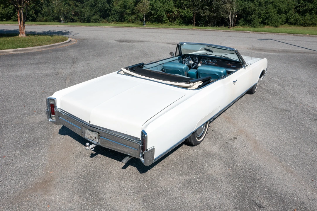1966 Oldsmobile 98 - Image 27 of 31