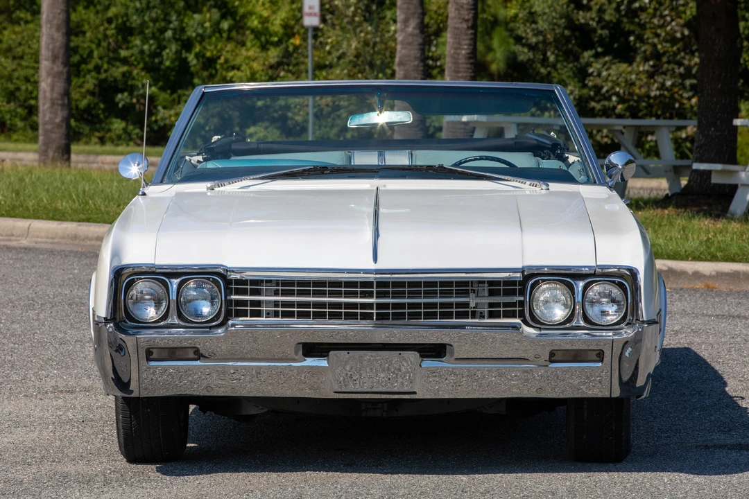 1966 Oldsmobile 98 - Image 6 of 31