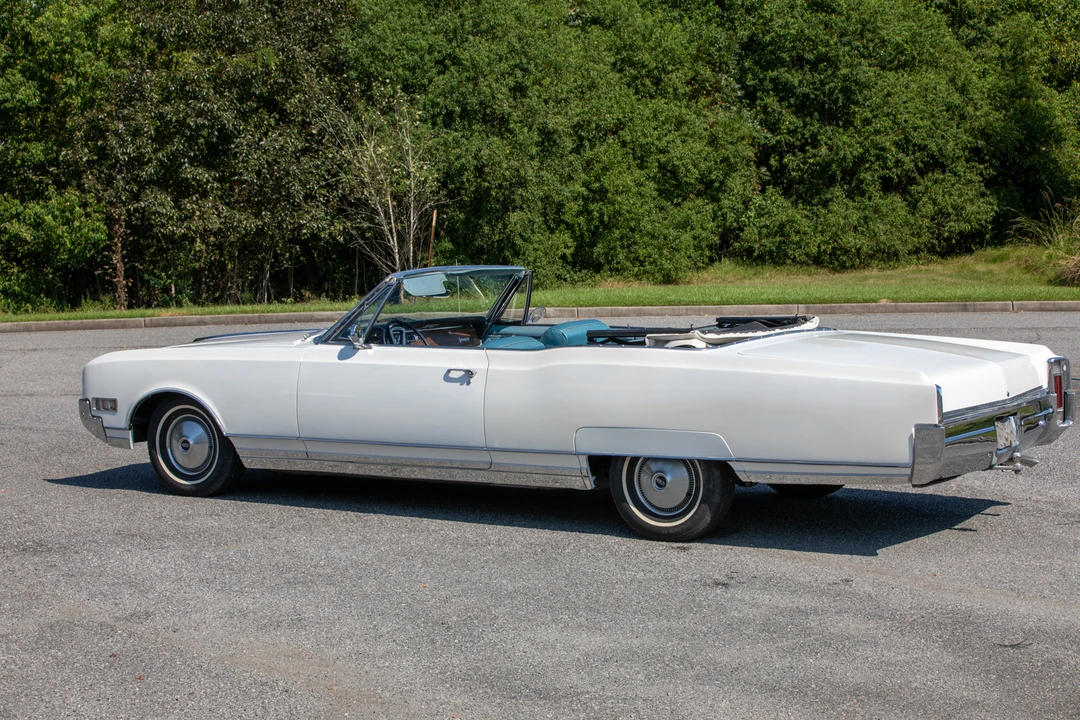 1966 Oldsmobile 98 - Image 7 of 31
