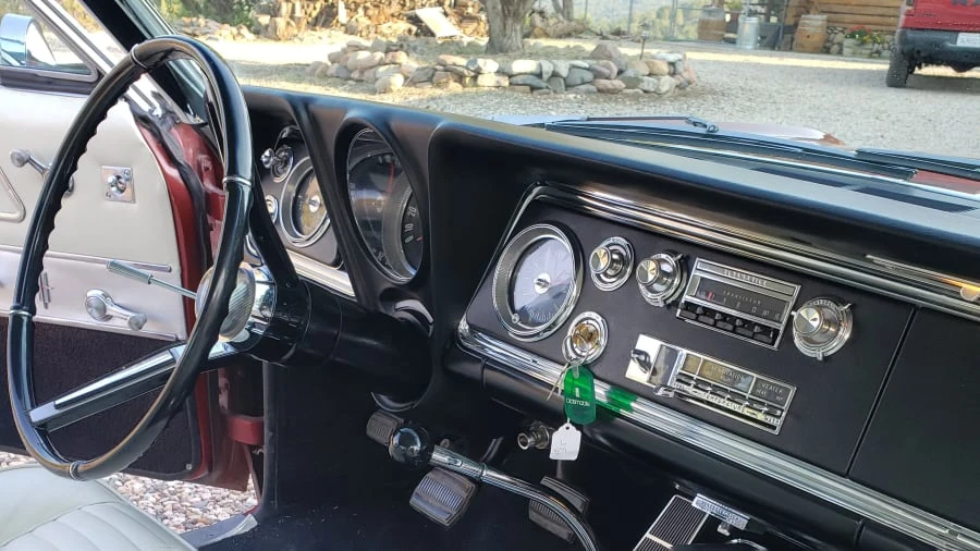 1966 Oldsmobile Starfire - Image 3 of 7
