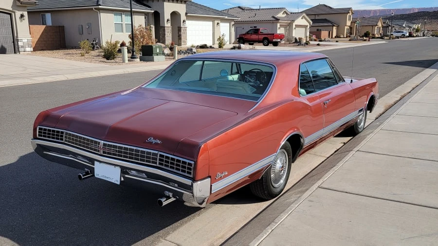 1966 Oldsmobile Starfire - Image 7 of 7