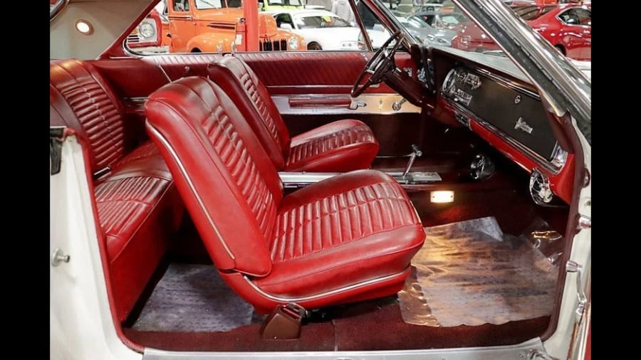 1966 Oldsmobile Starfire - Image 4 of 7