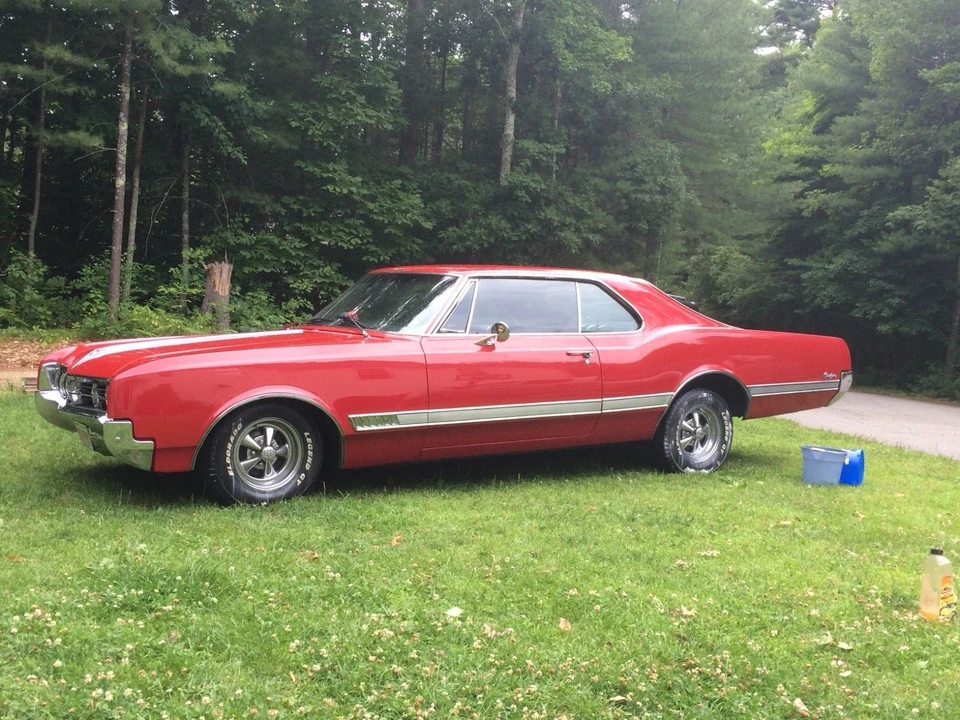1966 Oldsmobile Starfire - Image 3 of 21