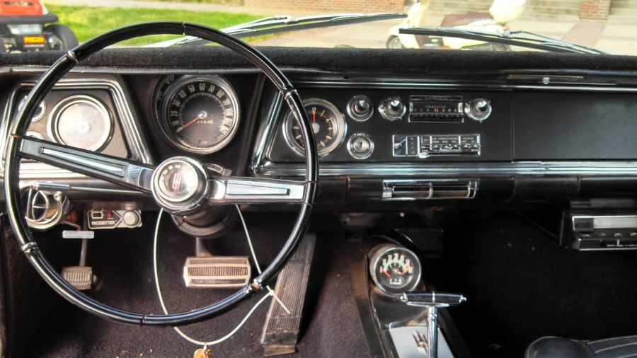 1966 Oldsmobile Starfire - Image 3 of 5