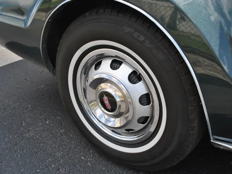 1966 Oldsmobile Toronado - Image 15 of 18