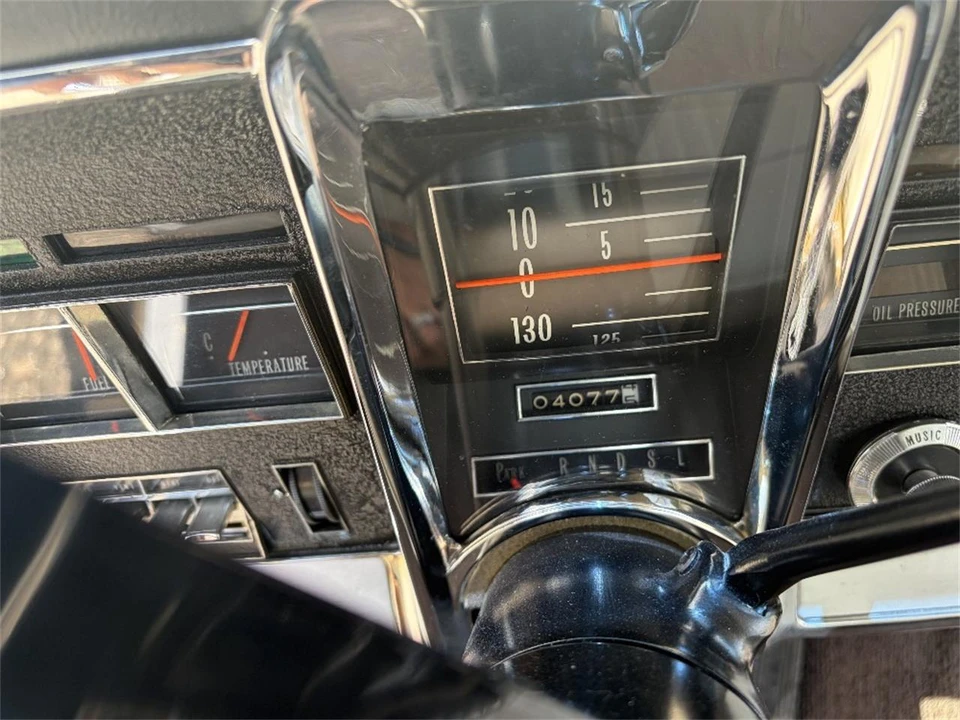1966 Oldsmobile Toronado - Image 12 of 18