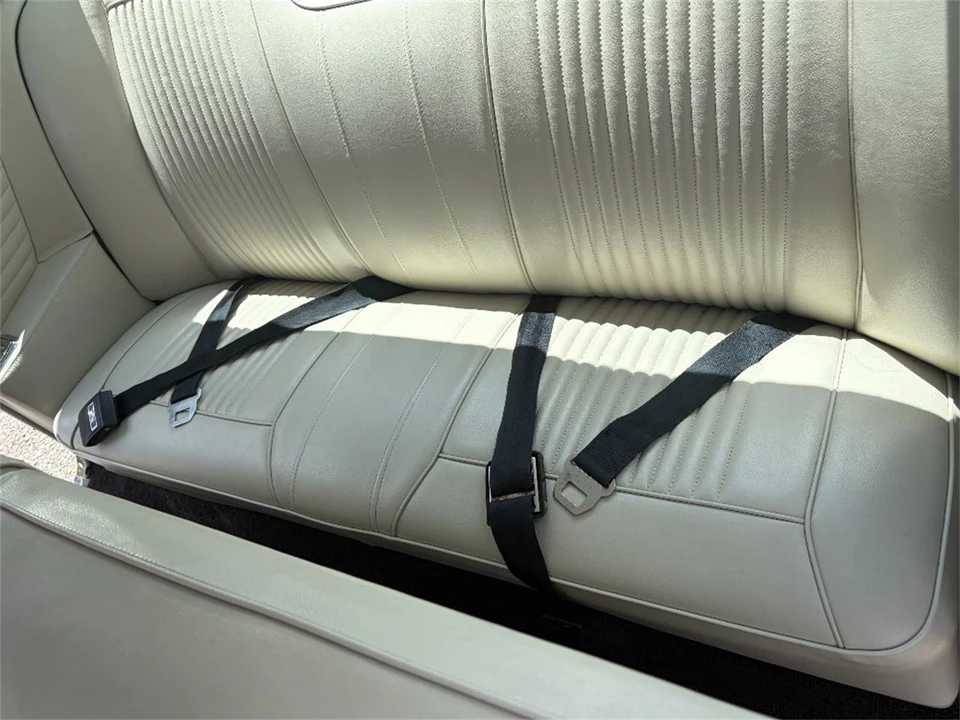 1966 Oldsmobile Toronado - Image 13 of 18