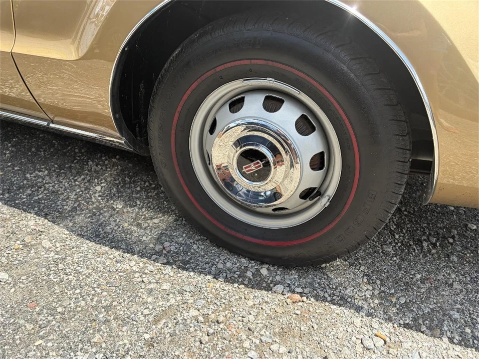1966 Oldsmobile Toronado - Image 6 of 18