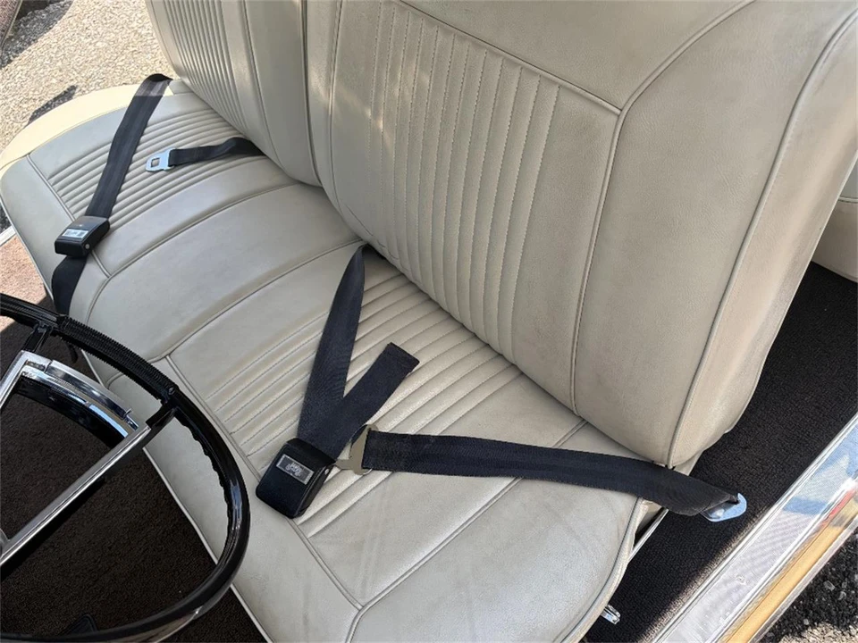1966 Oldsmobile Toronado - Image 14 of 18