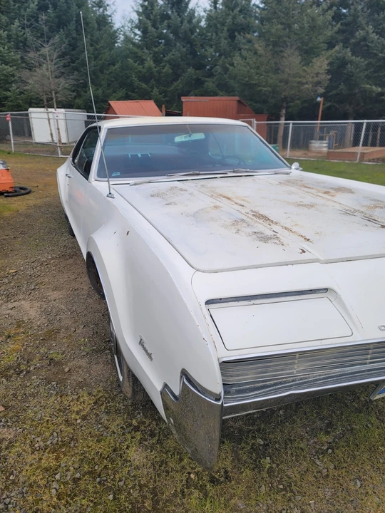 1966 Oldsmobile Toronado - Image 2 of 21