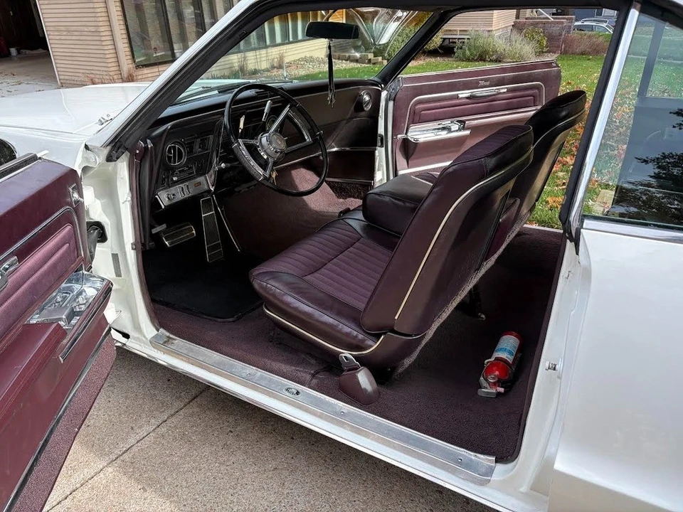 1966 Oldsmobile Toronado - Image 4 of 17
