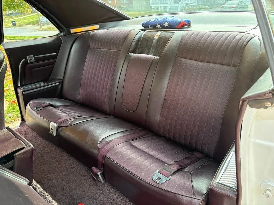 1966 Oldsmobile Toronado - Image 9 of 17
