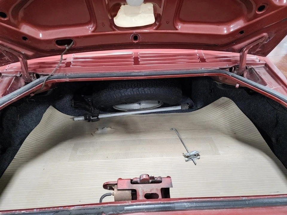1966 Oldsmobile Toronado - Image 10 of 12
