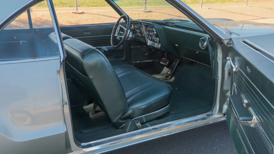 1966 Oldsmobile Toronado - Image 5 of 27