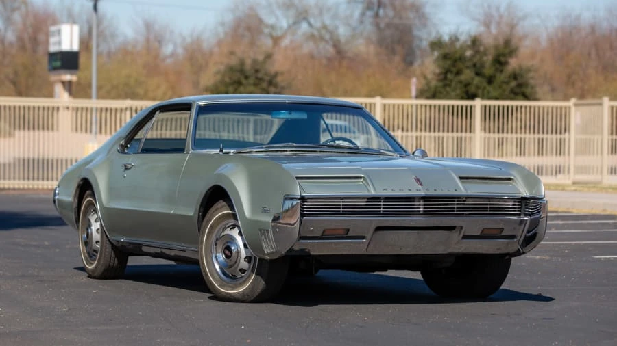1966 Oldsmobile Toronado - Image 12 of 27