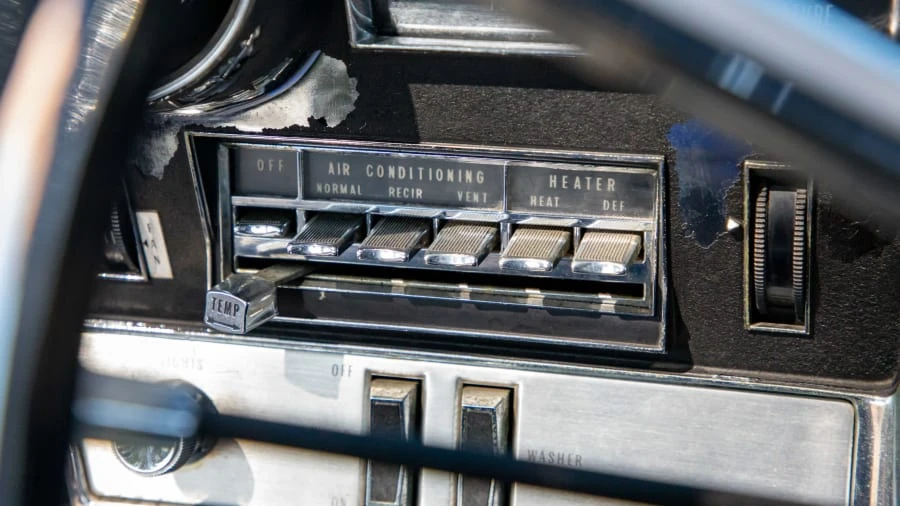 1966 Oldsmobile Toronado - Image 23 of 27