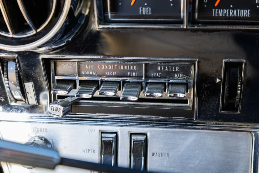 1966 Oldsmobile Toronado - Image 30 of 31