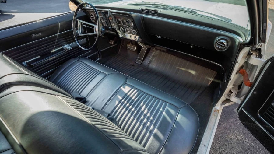 1966 Oldsmobile Toronado - Image 5 of 24